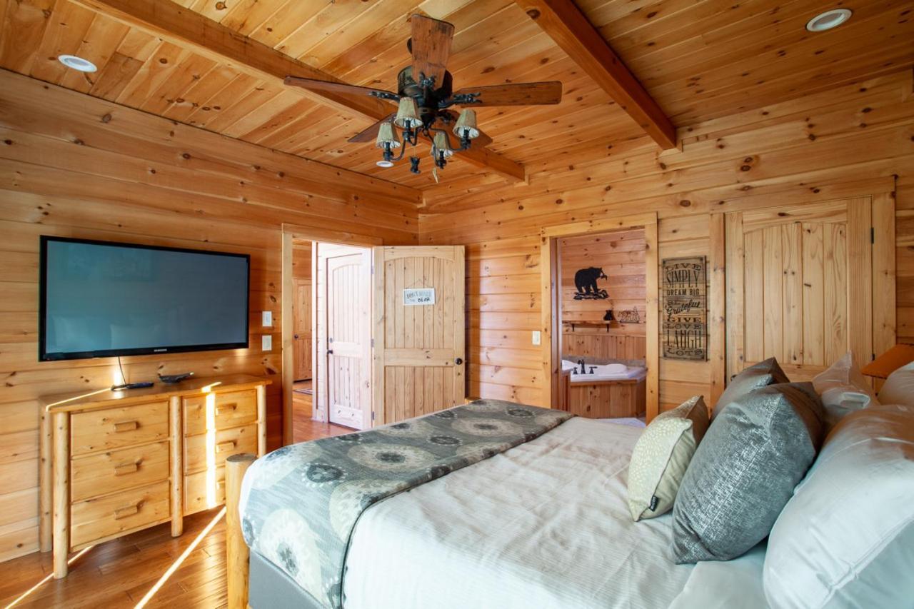 Black Bear Reserve - Mtn View, Hot Tub, Game Room Сев'єрвілл Екстер'єр фото